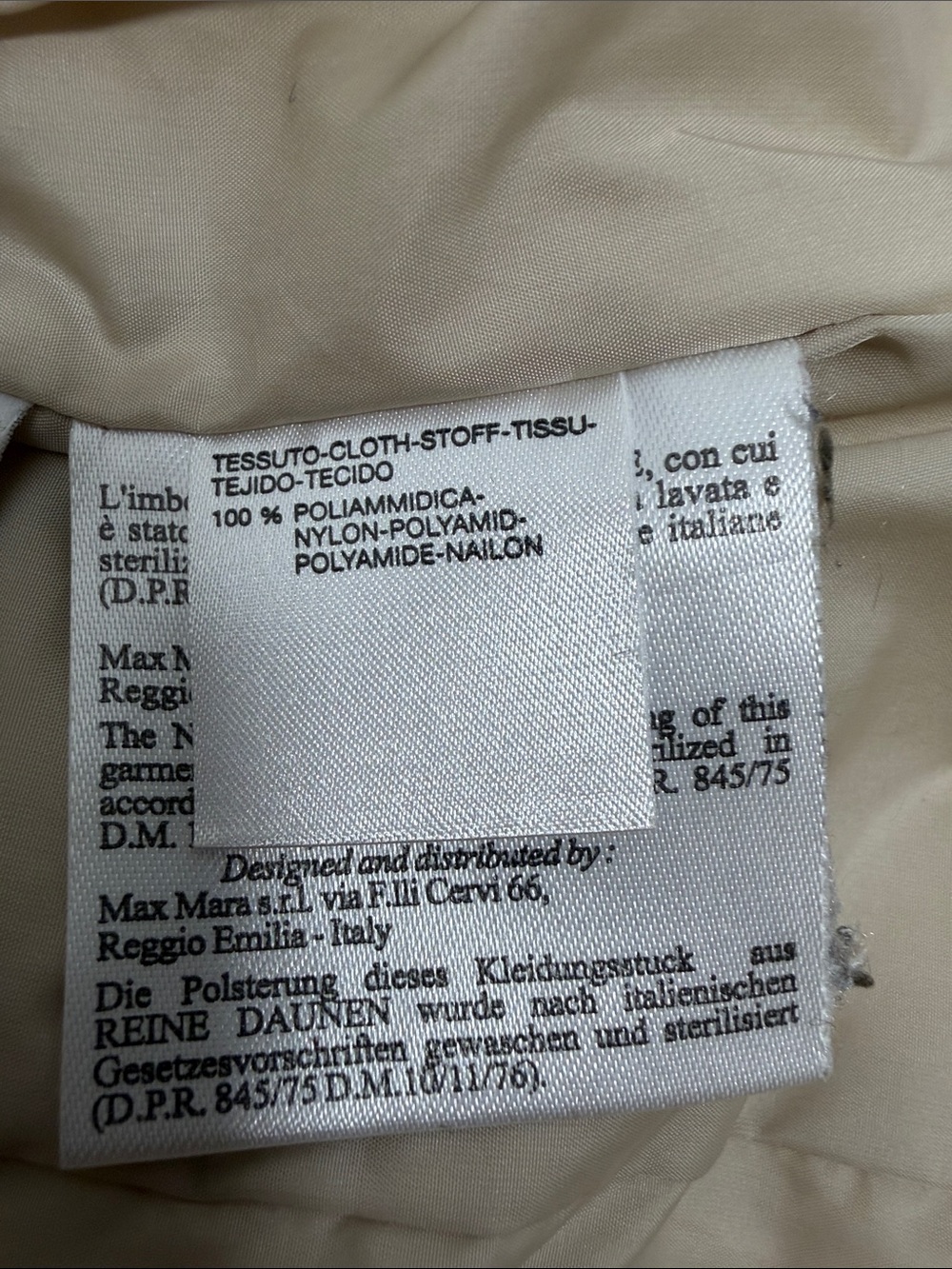 Weekend MaxMara Vest Sleeveless Jacket Puffer Quilted Zip Snap Tan Beige Size 10 - Picture 9 of 10